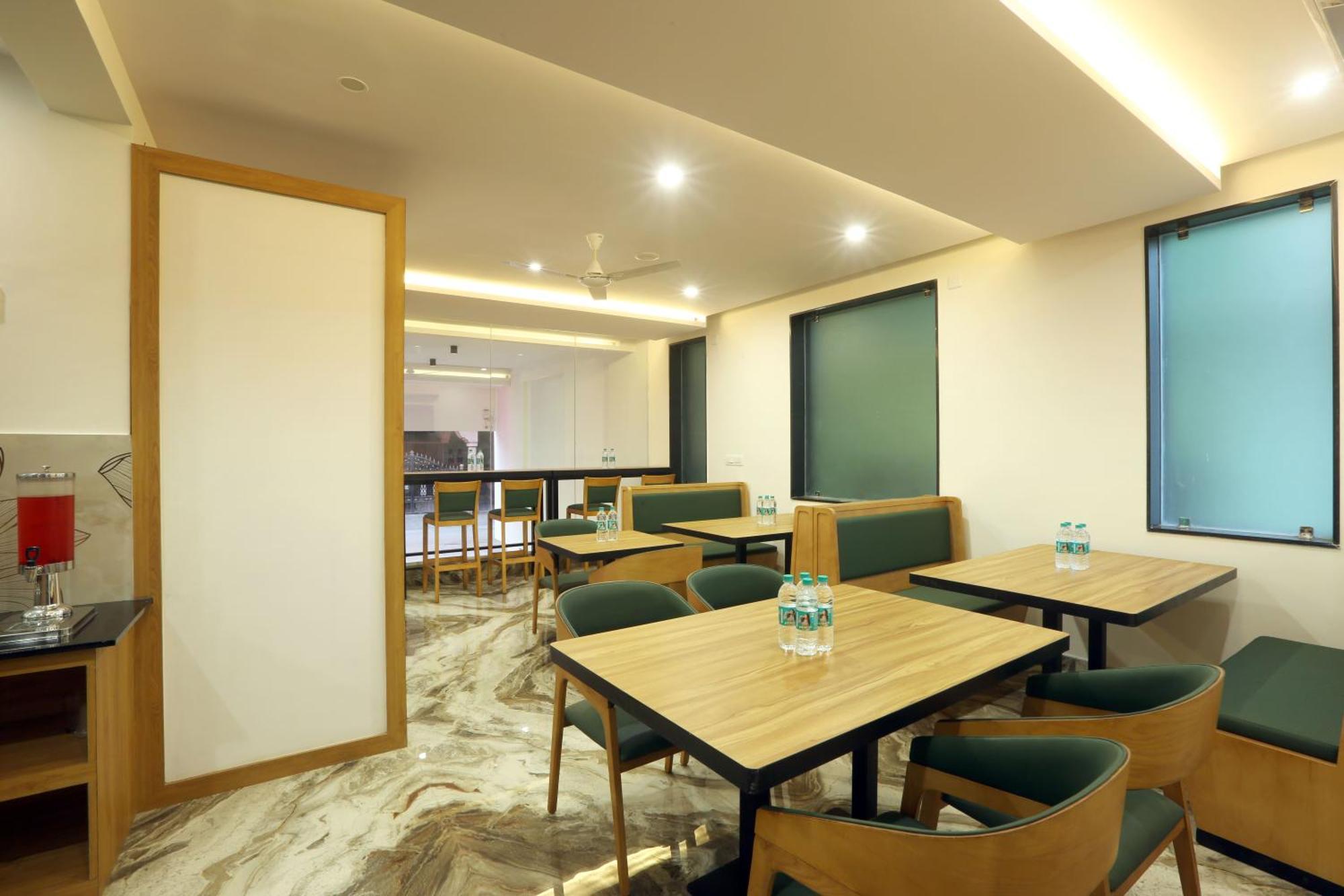 Hotel Sterling Plaza- Bangalore International Airport Dod Jala Exteriér fotografie